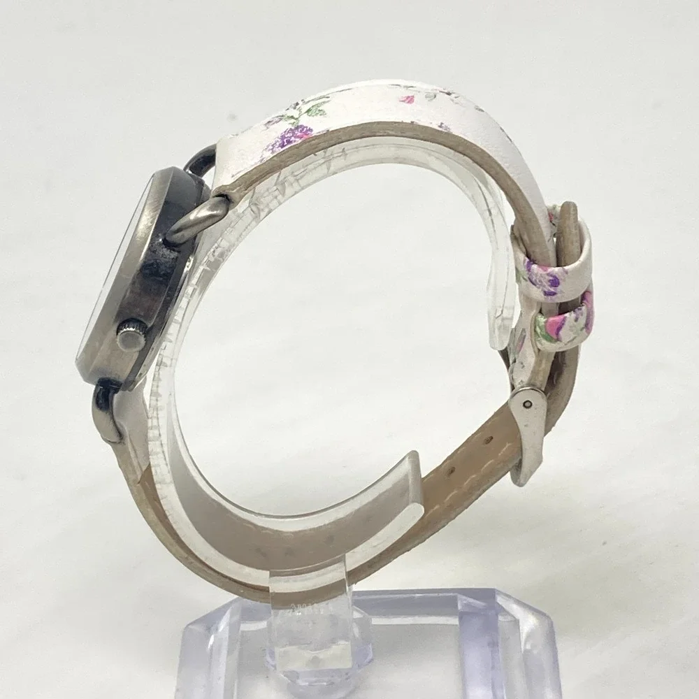 Decree Womens Watch 30mm Silver Tone Gunmetal Floral Spring New Battery 8.5